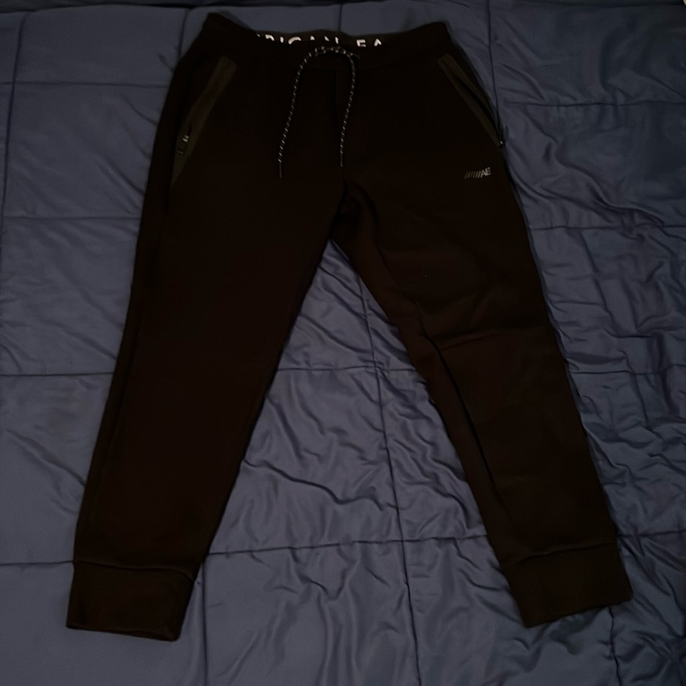 American Eagle Men’s Size L joggers